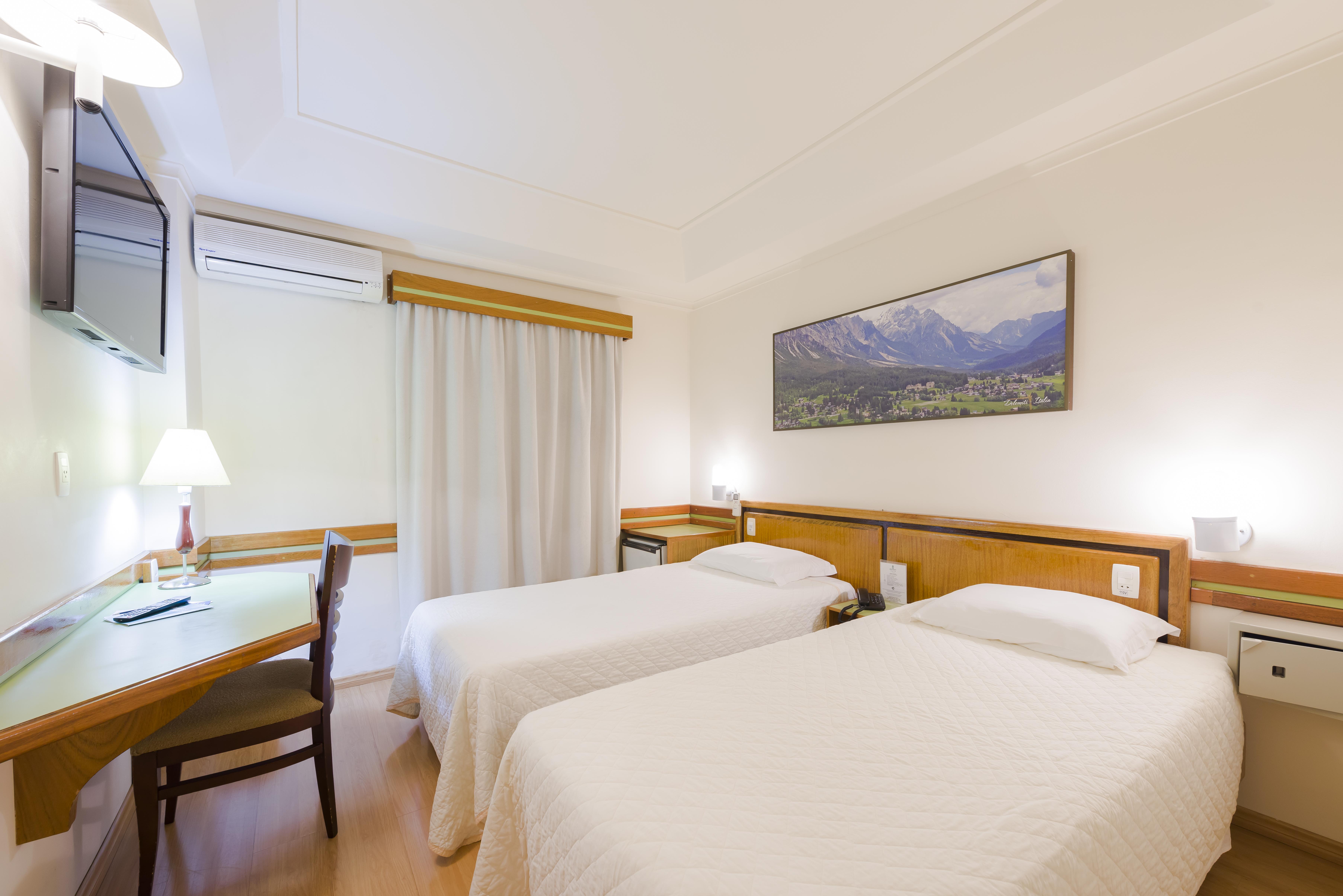 Hotel Bella Italia Фос-ду-Іґуасу Екстер'єр фото