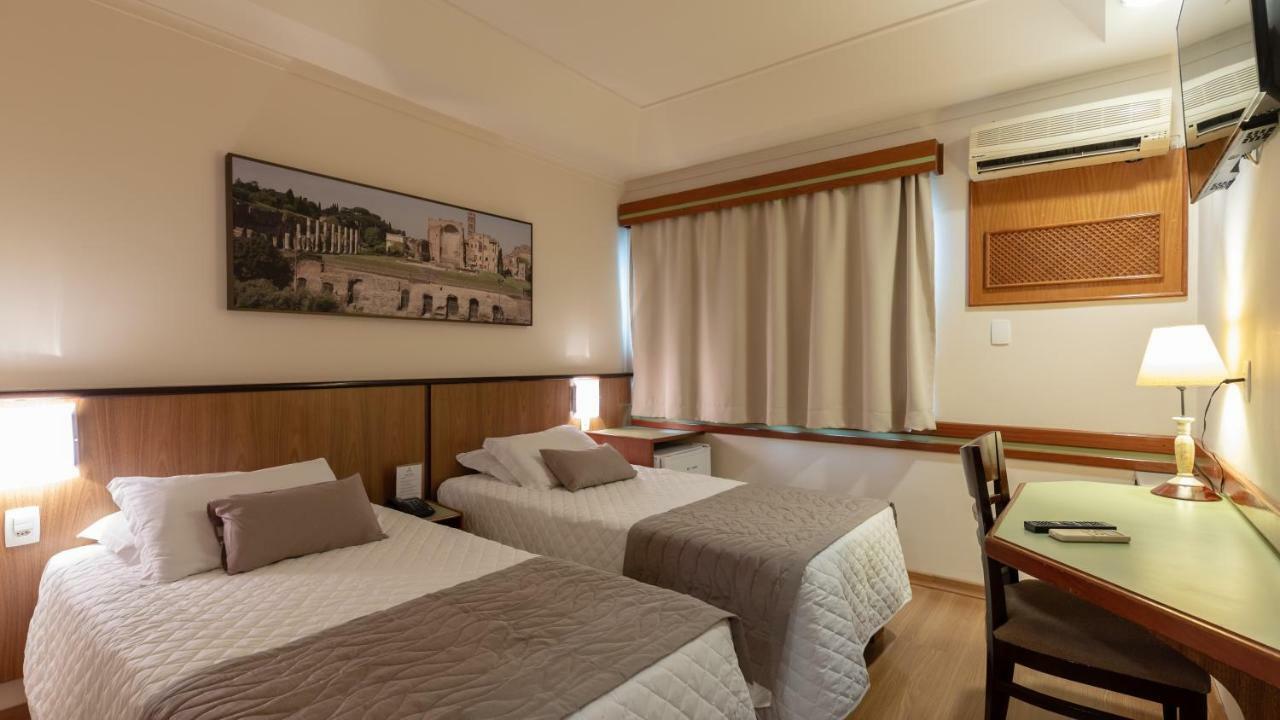 Hotel Bella Italia Фос-ду-Іґуасу Екстер'єр фото